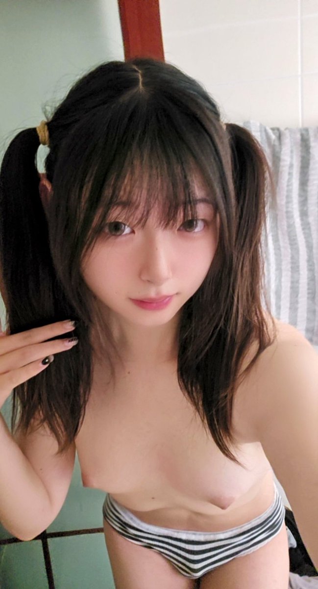 都万粉了先解锁个无码版吧（这张甚至是早上起来还没洗脸的时候拍的）
#男娘