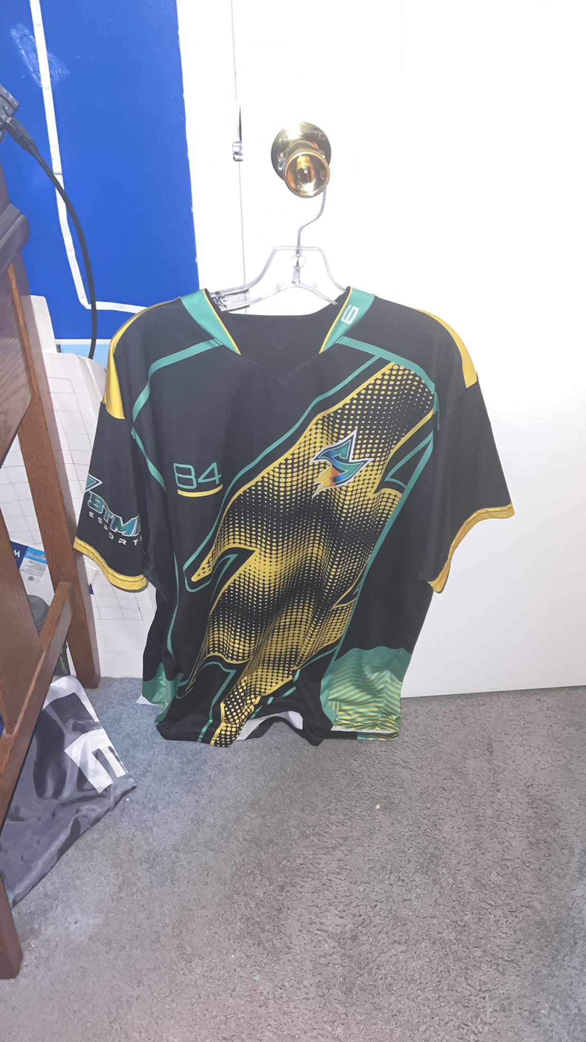 Lucky 🍀 (@Lucky_84B) / X