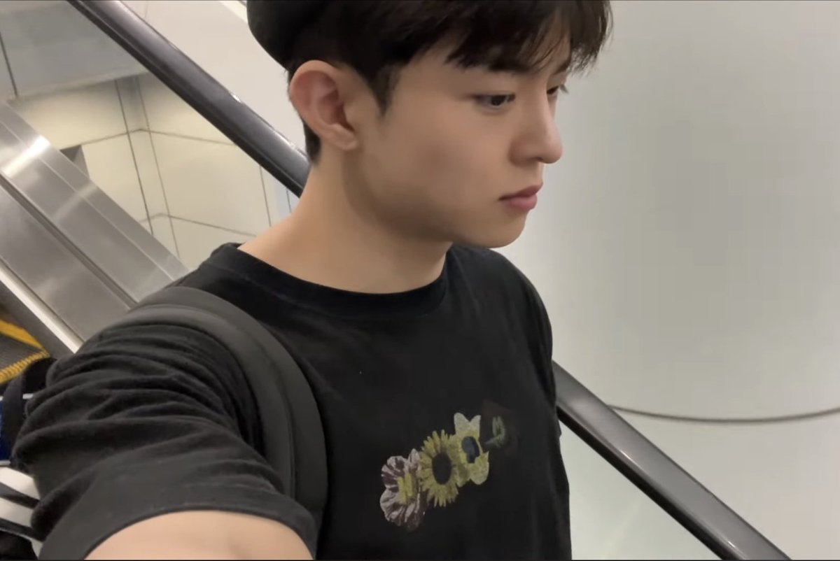 rabbyvicton's tweet photo. New !!! Soop Vlog  (Flying Alone to Indonesia ) 🐰

(✅️ English Subtitle)

Full Vlog 
🔗https://t.co/wVaWKTQ8mX

#정수빈 #JUNGSUBIN #จองซูบิน #SUBIN https://t.co/iGThVERZNq