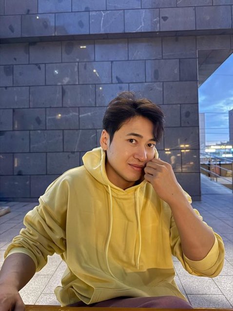 Хүний өвчин зовлонгоор бизнес хийсэн хөгийн пяздаа даа🤬