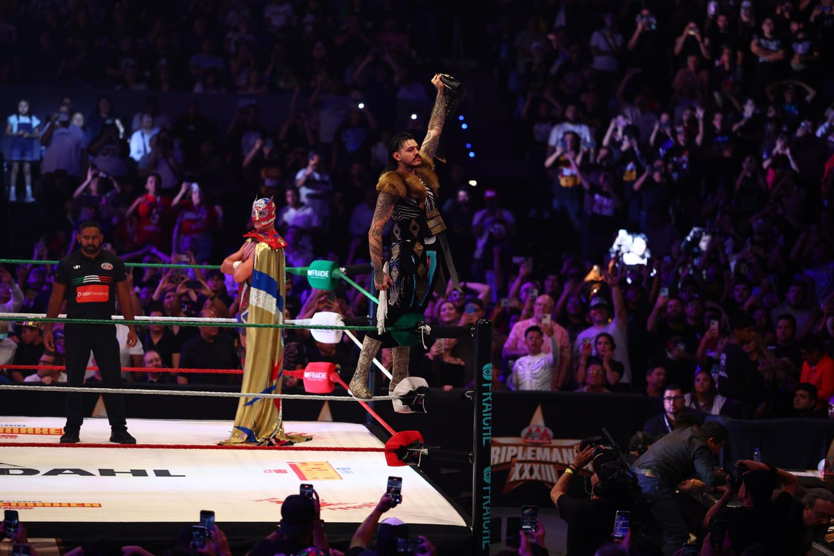 DomMysterio35 tweet picture