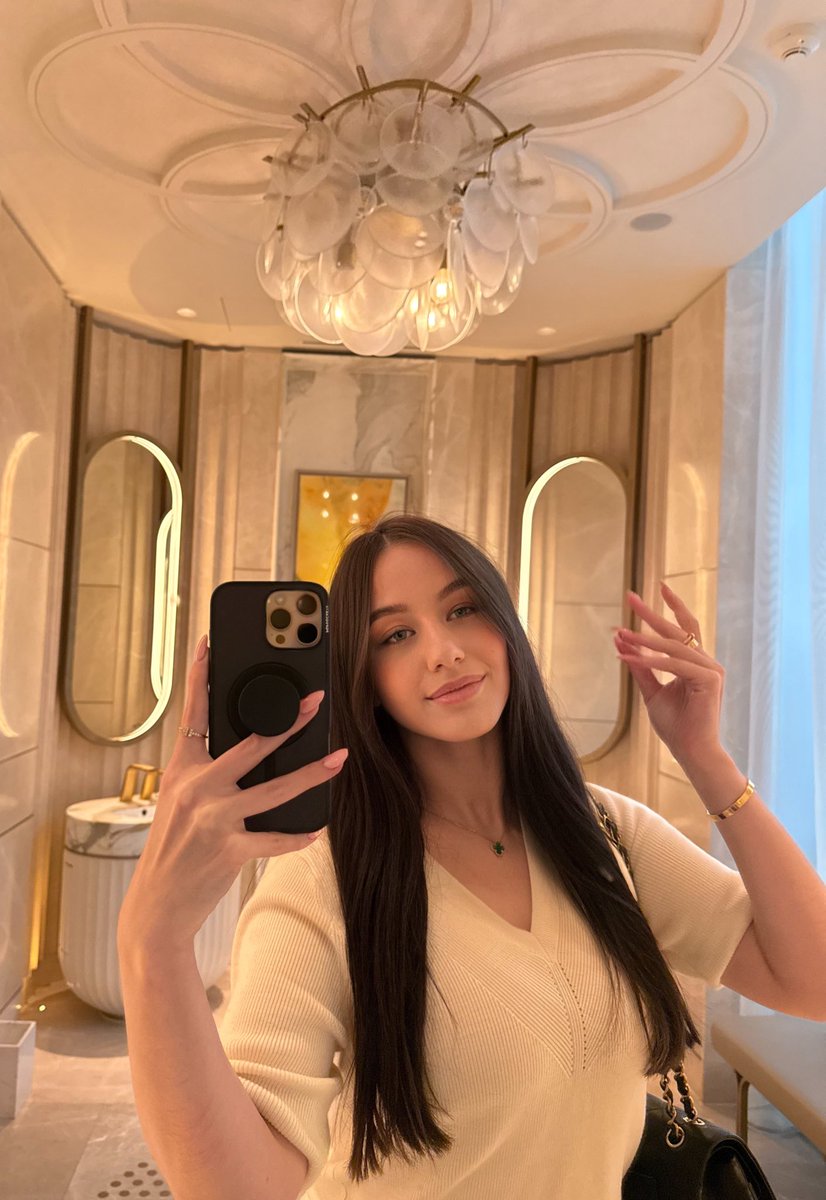 One snap… and you’re sending. 🫰🏻