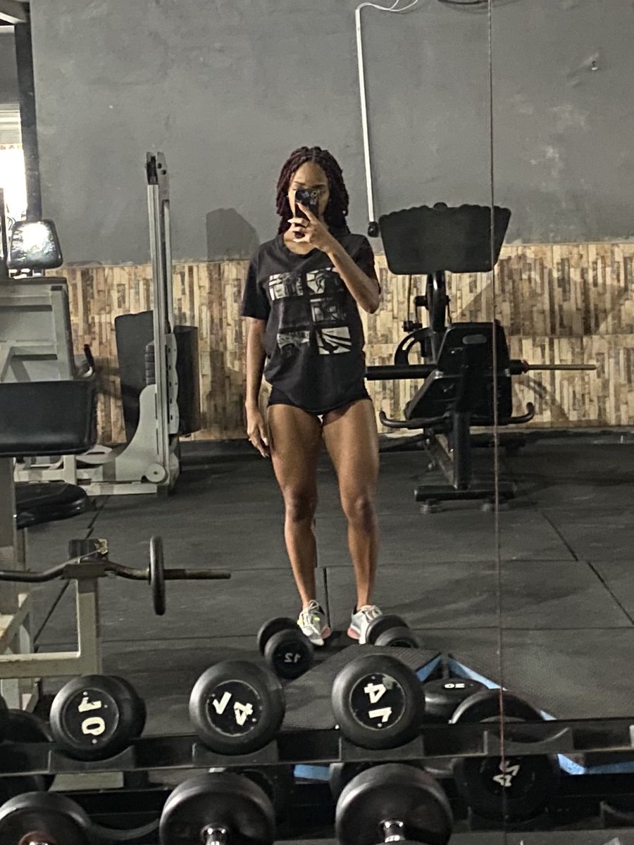 yahtx_'s tweet photo. 🏋🏽‍♀️ https://t.co/HpdDhRYN1p