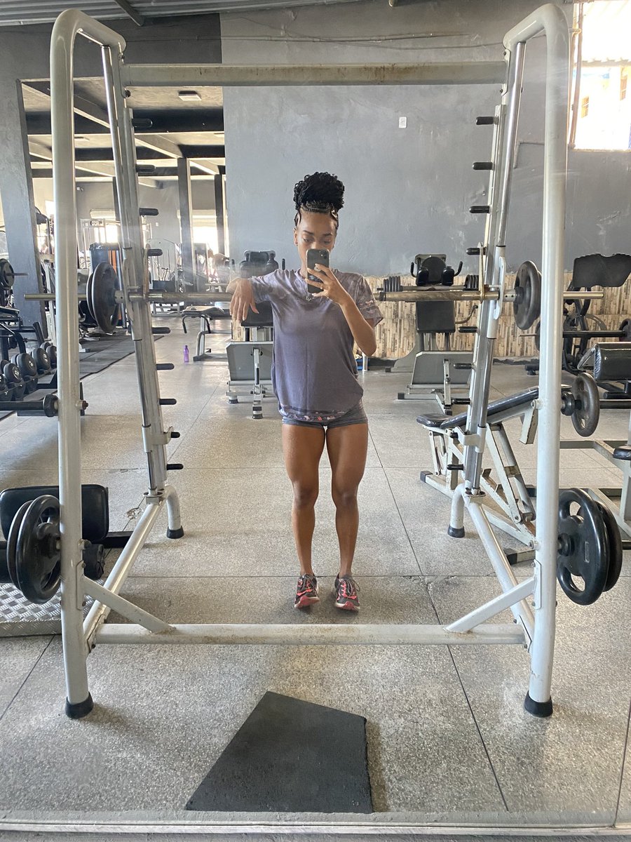yahtx_'s tweet photo. 🏋🏽‍♀️ https://t.co/HpdDhRYN1p