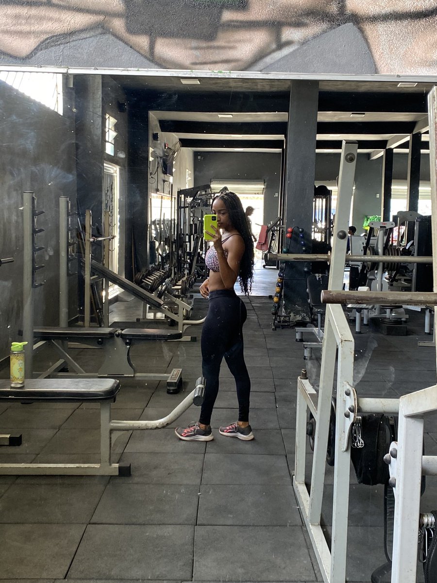 yahtx_'s tweet photo. 🏋🏽‍♀️ https://t.co/HpdDhRYN1p
