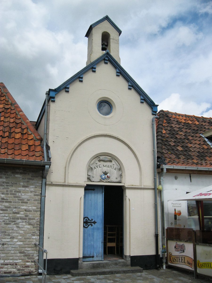 #NoContextDoors 
Belgium