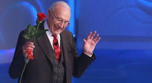 marika573's tweet photo. La buona televisione Italiana che muore.. quella colta, eloquente, eticamente spettacolare, diplomatica, Educata ...quella che per 60anni ha avuto un solo nome, #PippoBaudo il migliore dei migliori è andato..
R.I.P. GRAND'UOMO. https://t.co/hU8TifjqHI