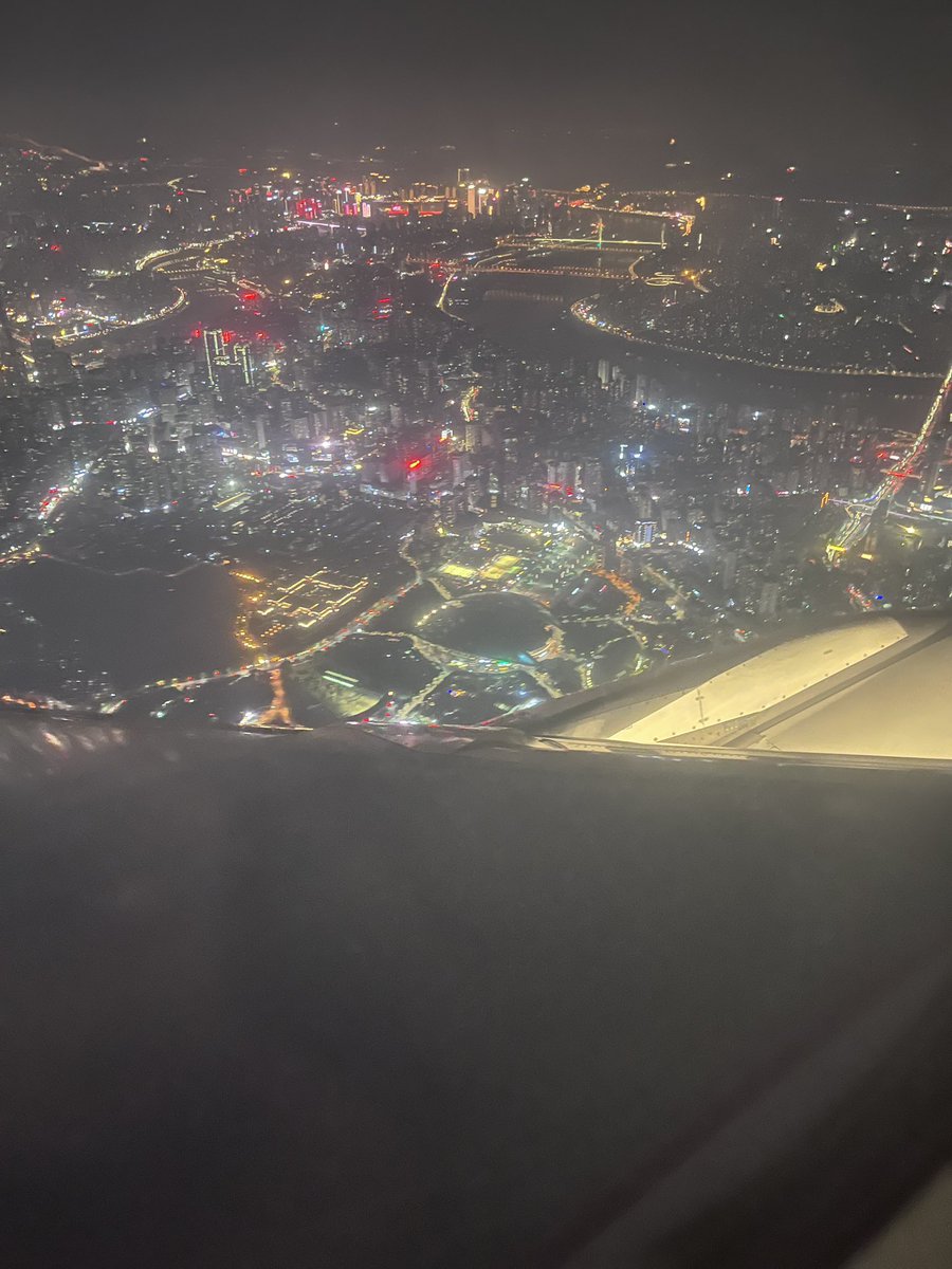 重庆鲸鱼夫妻 tweet media