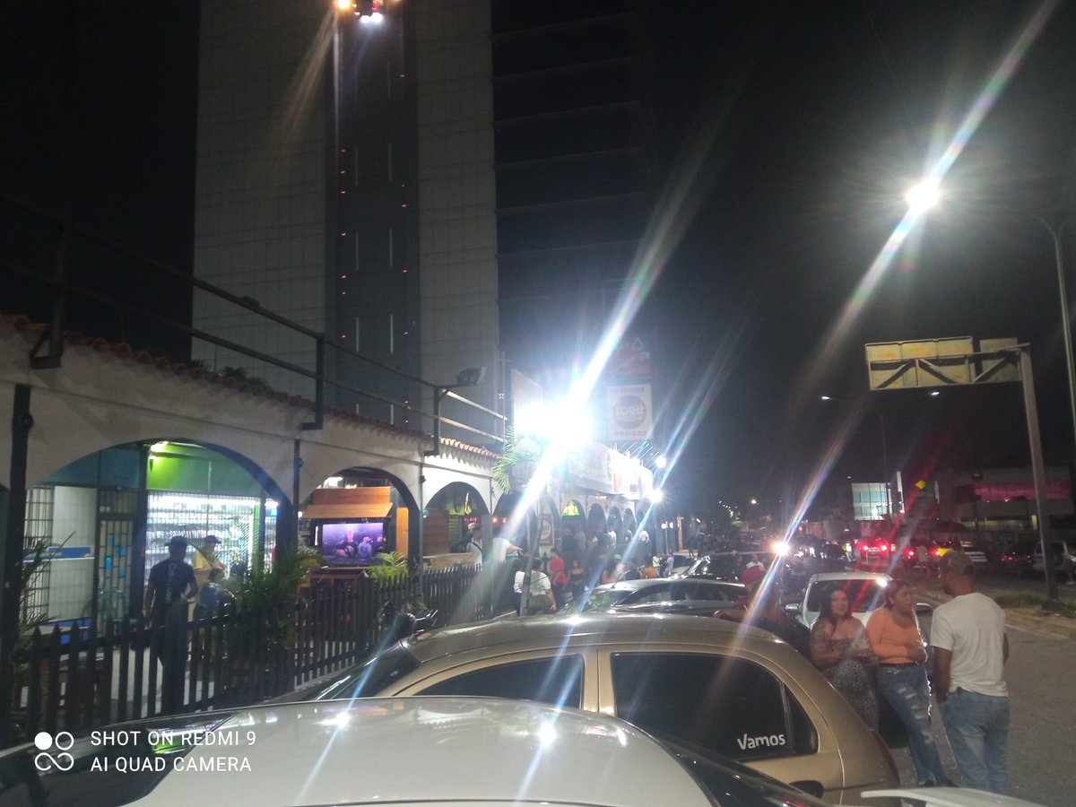 JSingleSW1's tweet image. Sabor del este BQTO parejas o chicas por aca Yo activo Trabajando en la 🏍🏍🏍🏍 3.37am