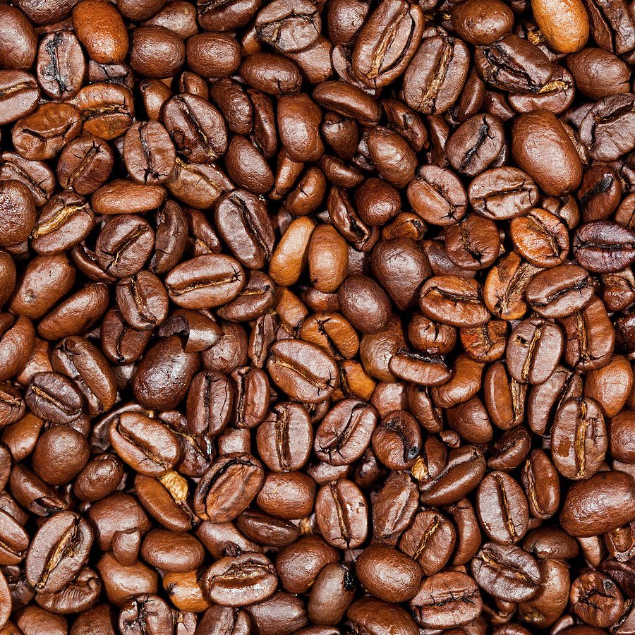 That smell of a freshly roasted batch of coffee beans…. 🤩