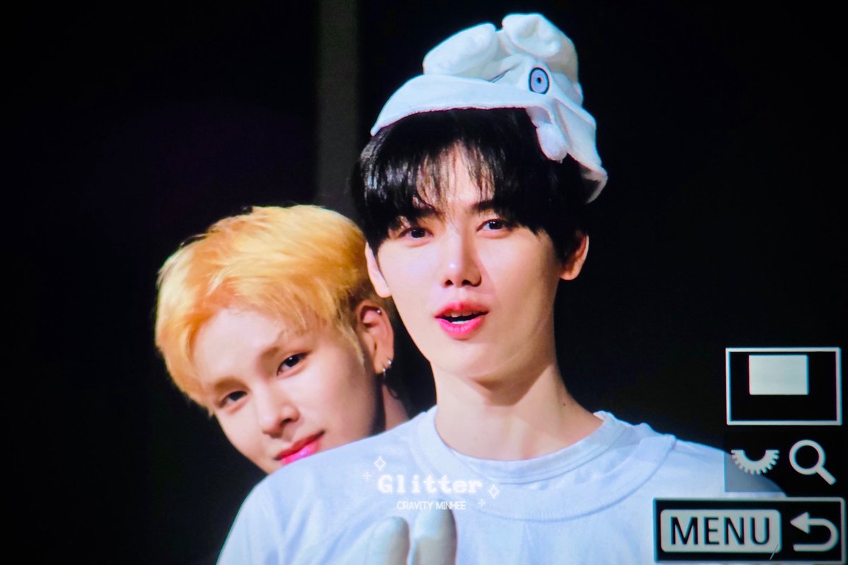 250817 팬싸

미니야 너 뒤에.. 👻

#세림 #민희 #크래비티 #바보강아띠 
#MINHEE #CRAVITY