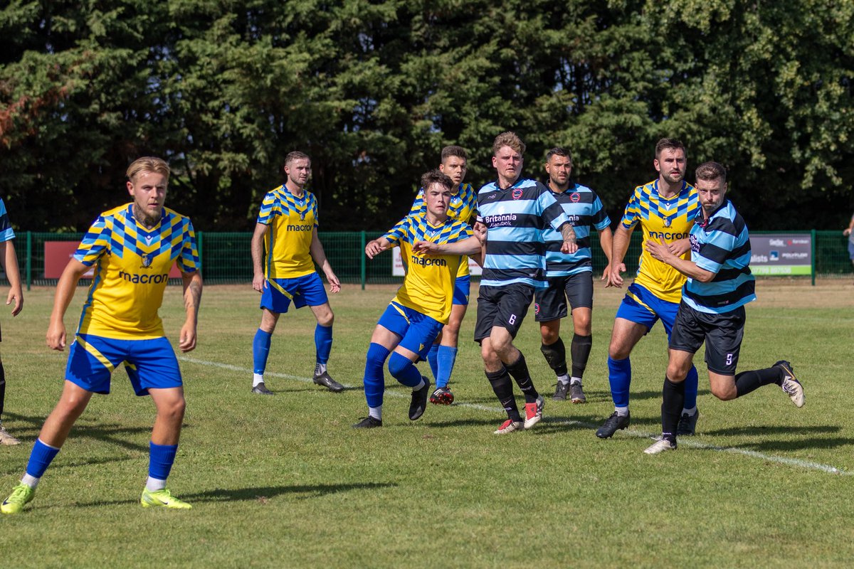 NorwichUnitedFC's tweet photo. 𝕄𝕒𝕥𝕔𝕙 ℙ𝕙𝕠𝕥𝕠𝕤

Bungay Town (H)

📸 Courtesy of @canaryralph 

#UTP💛💙 https://t.co/SPZYnMJXWf