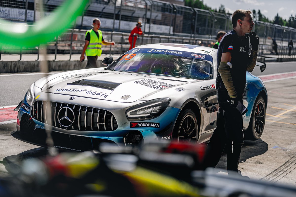 Мы выиграли 3й этап СМП РСКГ Эндуранс!!!

Это была крайне не простая шестичасовая гонка: мы финишировали лишь на 20 секунд быстрее чем наши соперники и это через 6(!) часов сумасшедшей гонки!!

Хочу поблагодарить всю команду за этот замечательный результат🏆💪