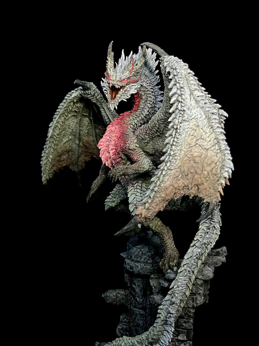 祖龍ミラボレアス (ミラルーツ)完成 原型：角王剣さん（@Heiyan17