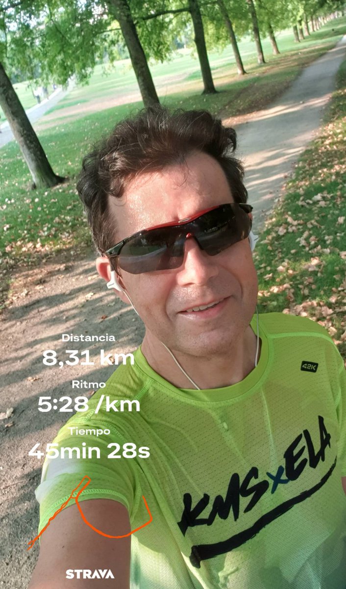 Día con la sensación de más calor,  pero había que acabar la semana sumando unos poquitos kms con la camiseta de <a href="/KMSxELA/">KMSxELA</a> . A partir de ahora nos ponemos a preparar <a href="/maratonvalencia/">Maratón Valencia</a> con el plan de <a href="/josegaray71/">Jose Garay Cebrian</a> . 112 días para un objetivo.  #Seguimos