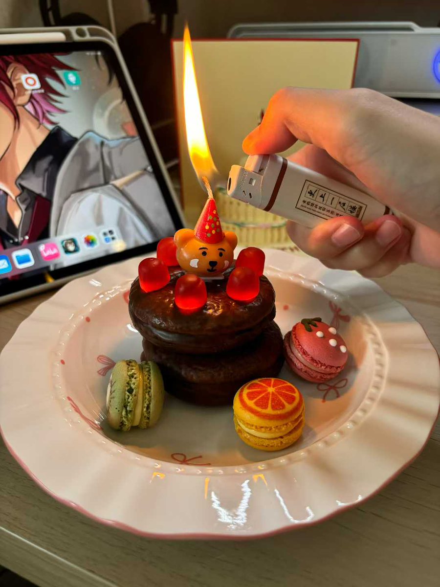 OhLeeemon's tweet photo. 誕生日—— ——💕🍰˖*𓂃 𓍄 𓄽𓇬𓈒 https://t.co/HSDmJanE9w