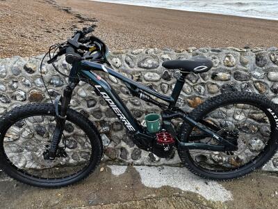 StolenBikeFeed's tweet photo. Stolen Bike: A Lapierre - Overvault TR 4.6 2023 has been reported as stolen from Brighton, BN1 #bikestolen https://t.co/YilCCAodMV