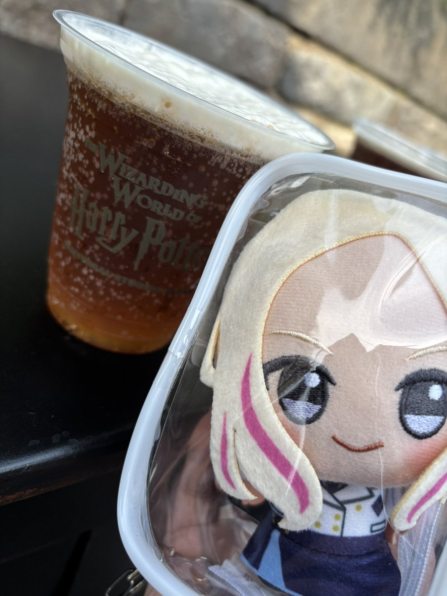 Izayoi_930's tweet photo. バタービール飲み飲み🍻 https://t.co/ohxLJib38C