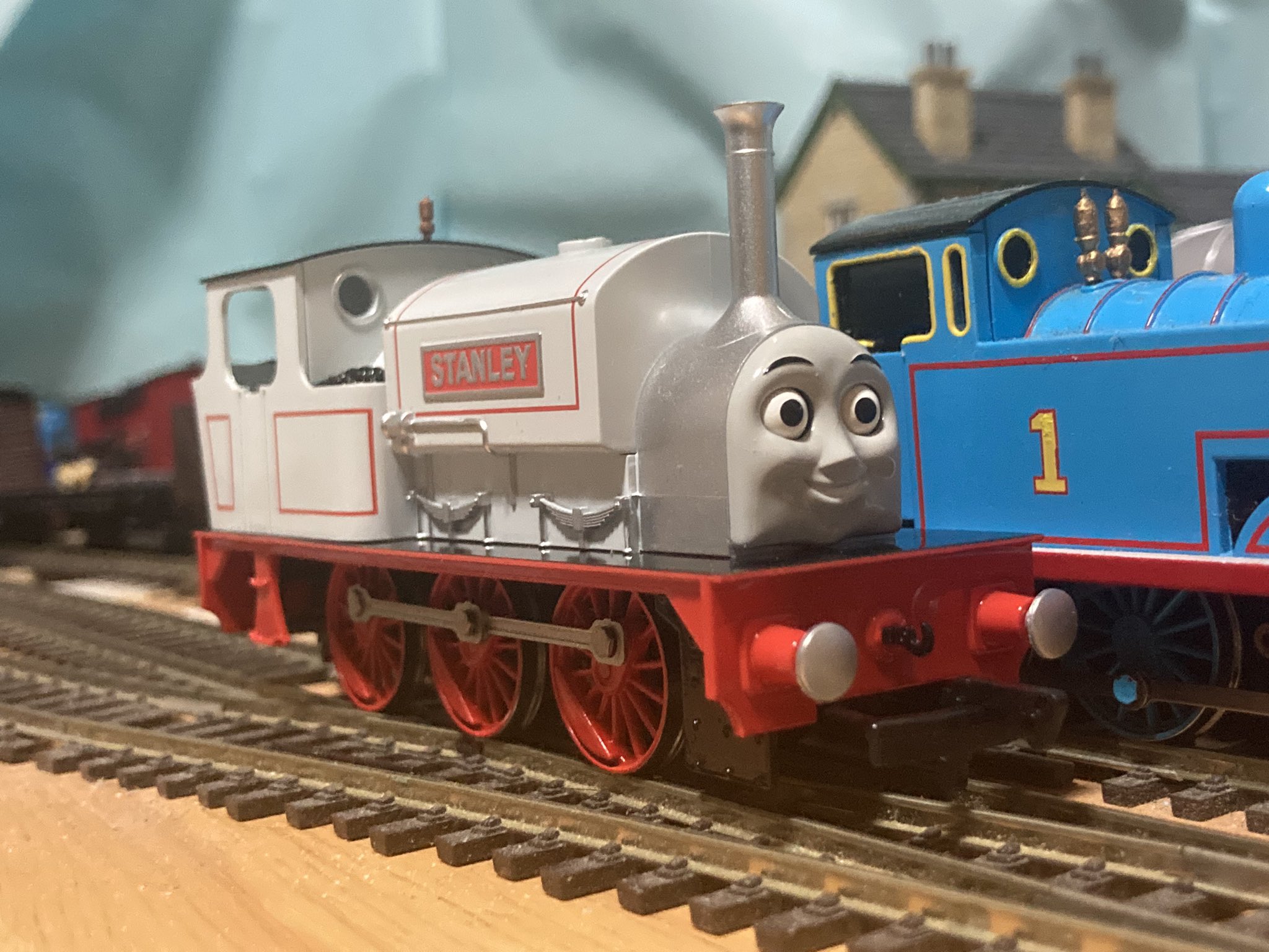 きかんしゃトーマス mqdefault.jpg