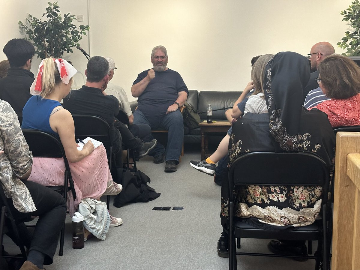 Join our mailing list for regular author talks like this one with Ben Aaronovitch. #authortalks #visitrichmond #BenAaronovitch #scifi #writingcommunity