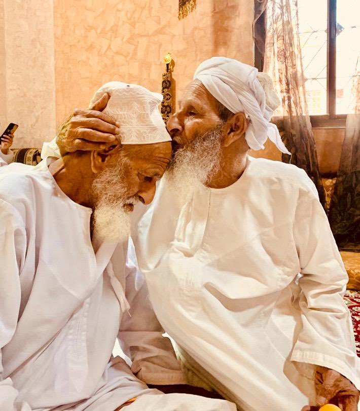 الأخلاء يومئذ بعضهم لبعض عدو إلا المتقين.
اللهم ارزقنا أخوّة المتقين.🤲🏻