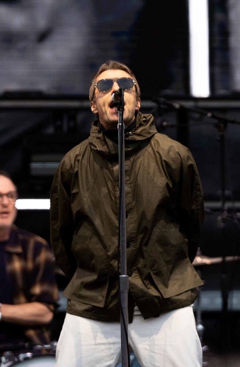 Bea 🌟 tweet media