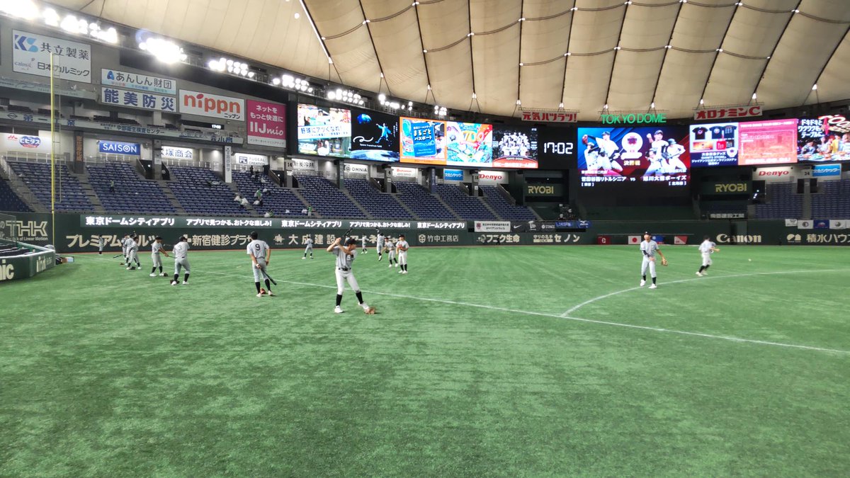 【#ジャイアンツカップ 決勝】
両チーム、グラウンドイン！ 

18:00プレイボールの決勝は、どなたでも無料で観戦いただけます🕕

生配信はGIANTS TVで📹
tv.giants.jp