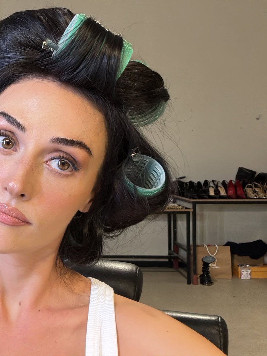 no context esra bilgiç (@nocontextesrab) on Twitter photo 