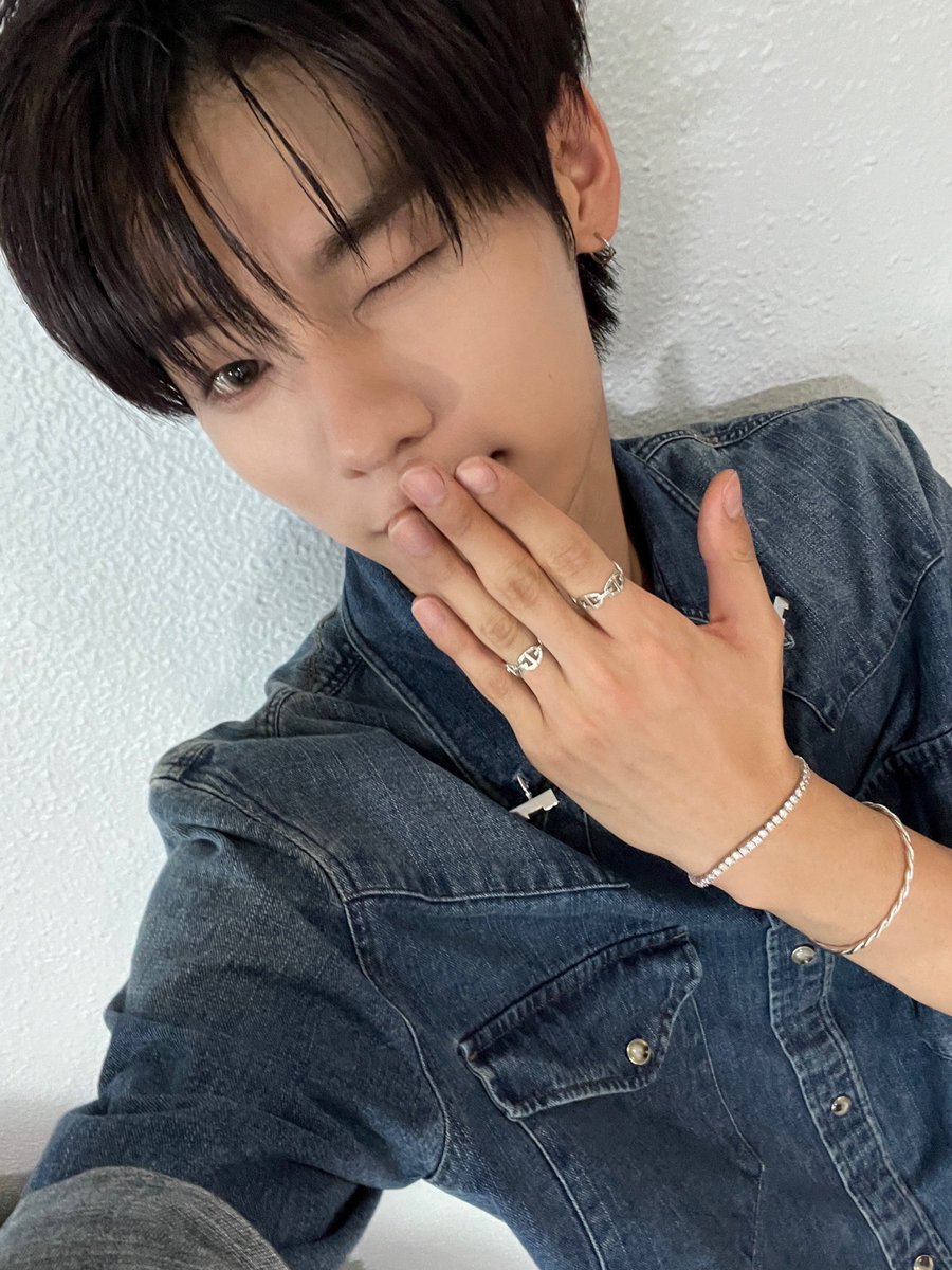 EVNNE イブン スンオン ポルンイ EVNNE イブン スンオン ポルンイ EVNNE Members Profile