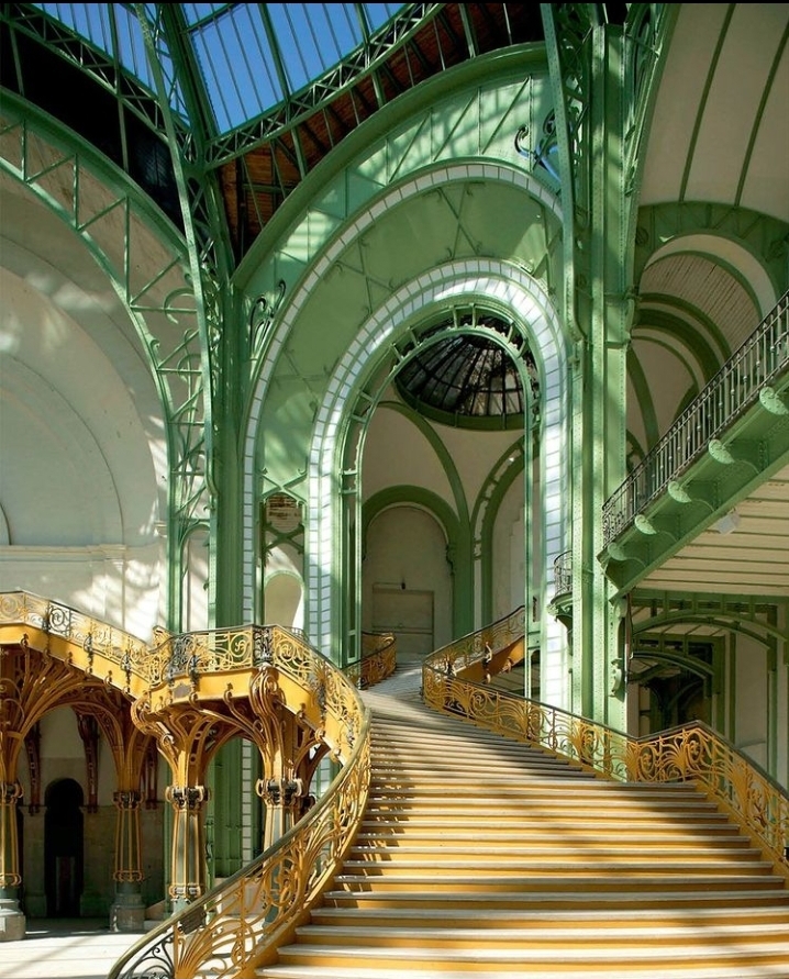 Le Grand Palais est une merveille.
