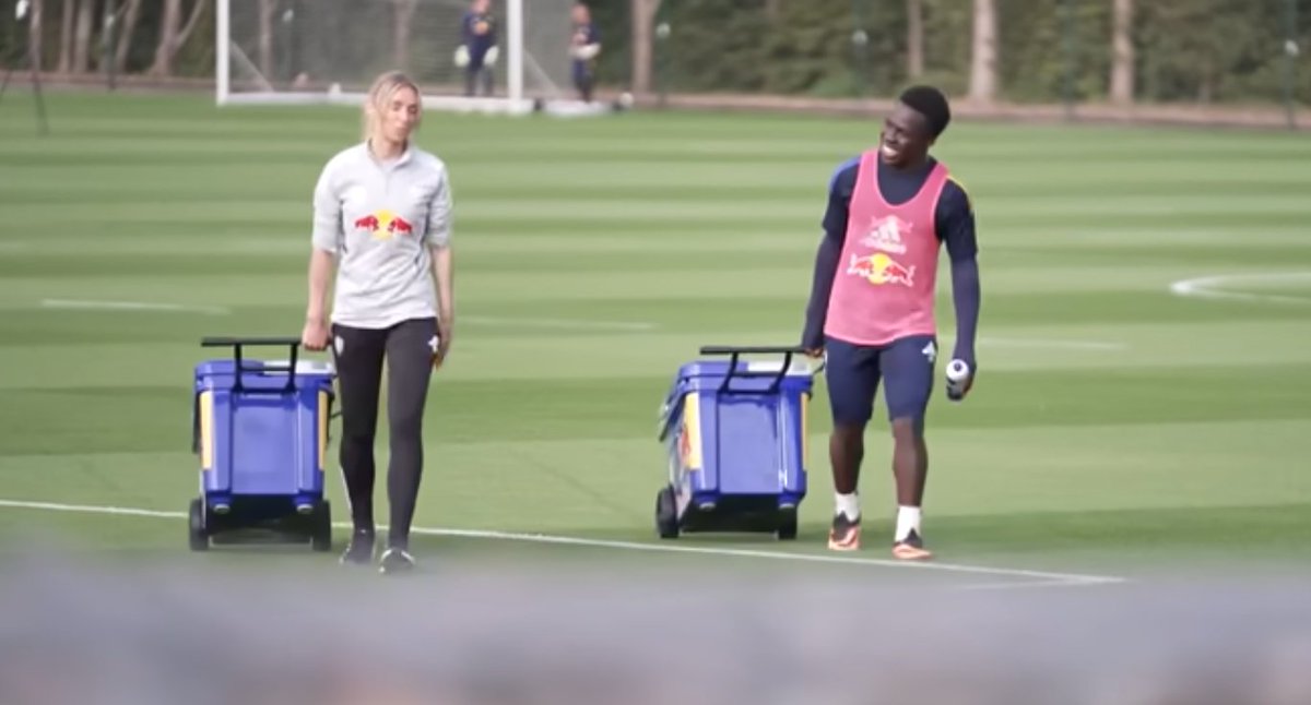 Love this Willy 

#LUFC 
⚪🟡🔵