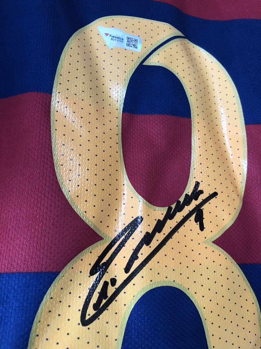 OllysShirts's tweet photo. Fanatics authenticated iniesta signed shirt ends tonight at 7pm!!

https://t.co/CbgCh8Nwux https://t.co/f46oyGzKmr