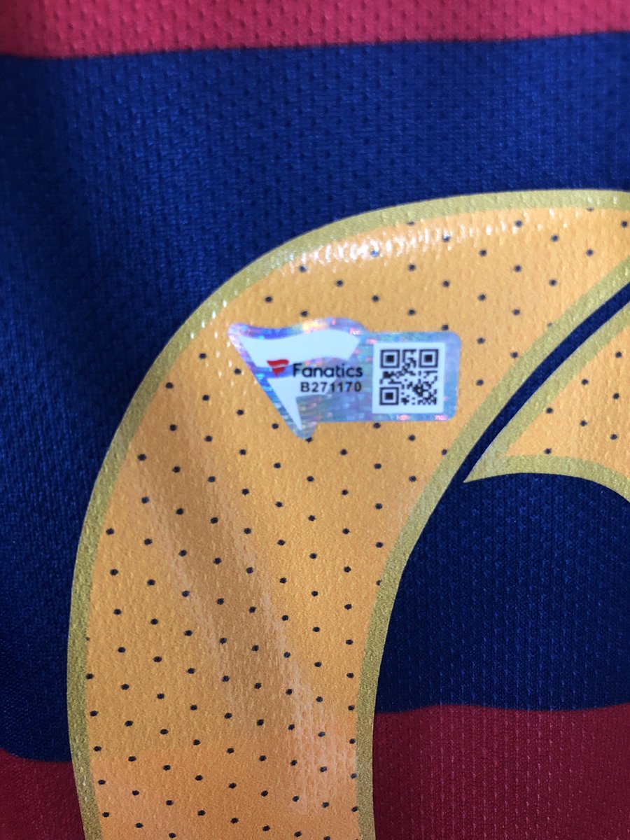 OllysShirts's tweet photo. Fanatics authenticated iniesta signed shirt ends tonight at 7pm!!

https://t.co/CbgCh8Nwux https://t.co/f46oyGzKmr