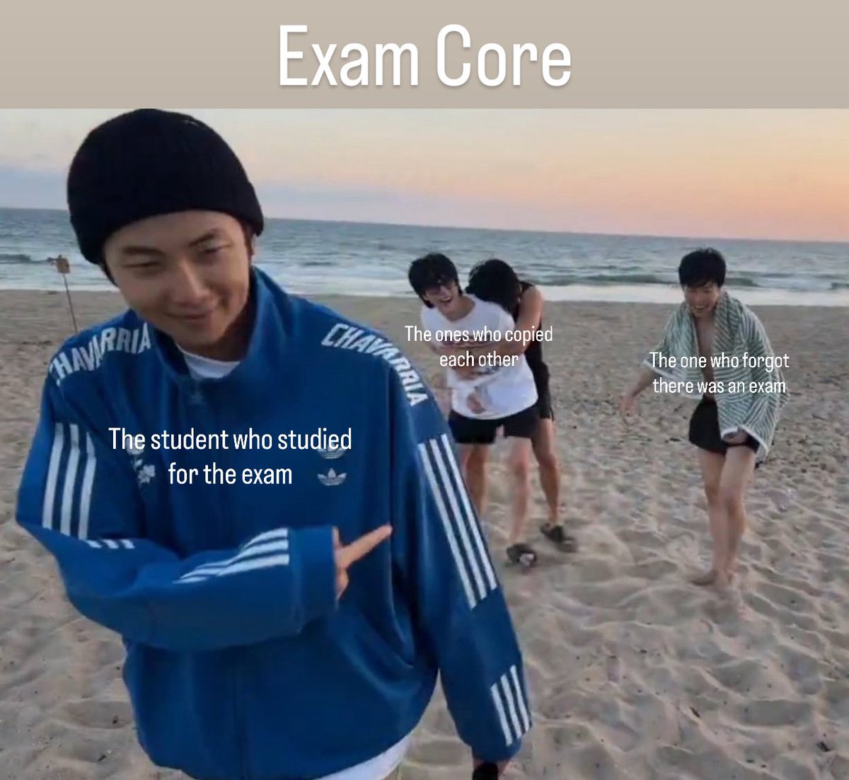 postcode_613's tweet photo. And I did another thing 🤣
#BTSMEME https://t.co/Q4ctCzEliV