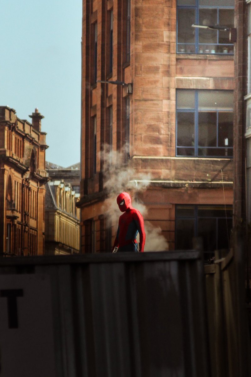 bex__pix's tweet photo. More photos from the set of Spider-Man: Brand New Day in Glasgow

📸: bex__pix on instagram (me) https://t.co/ZVUNRX4x4k