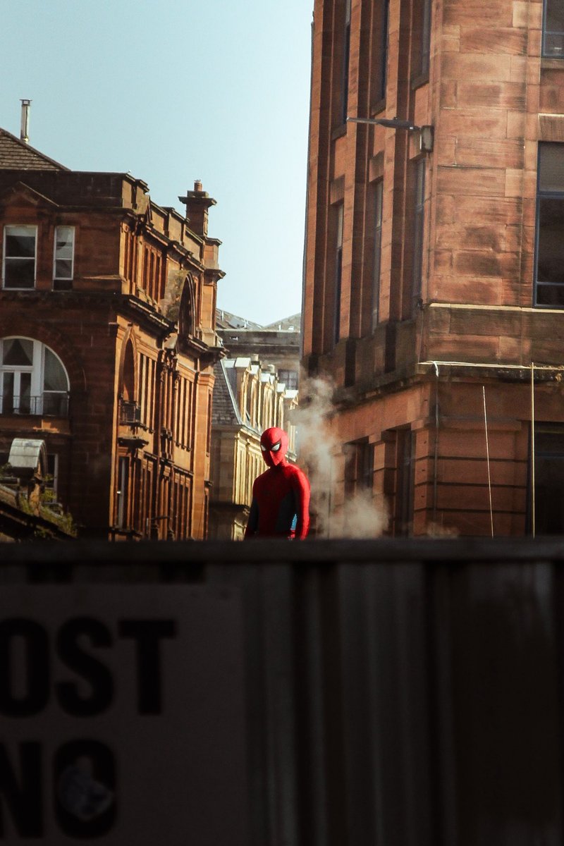 bex__pix's tweet photo. More photos from the set of Spider-Man: Brand New Day in Glasgow

📸: bex__pix on instagram (me) https://t.co/ZVUNRX4x4k