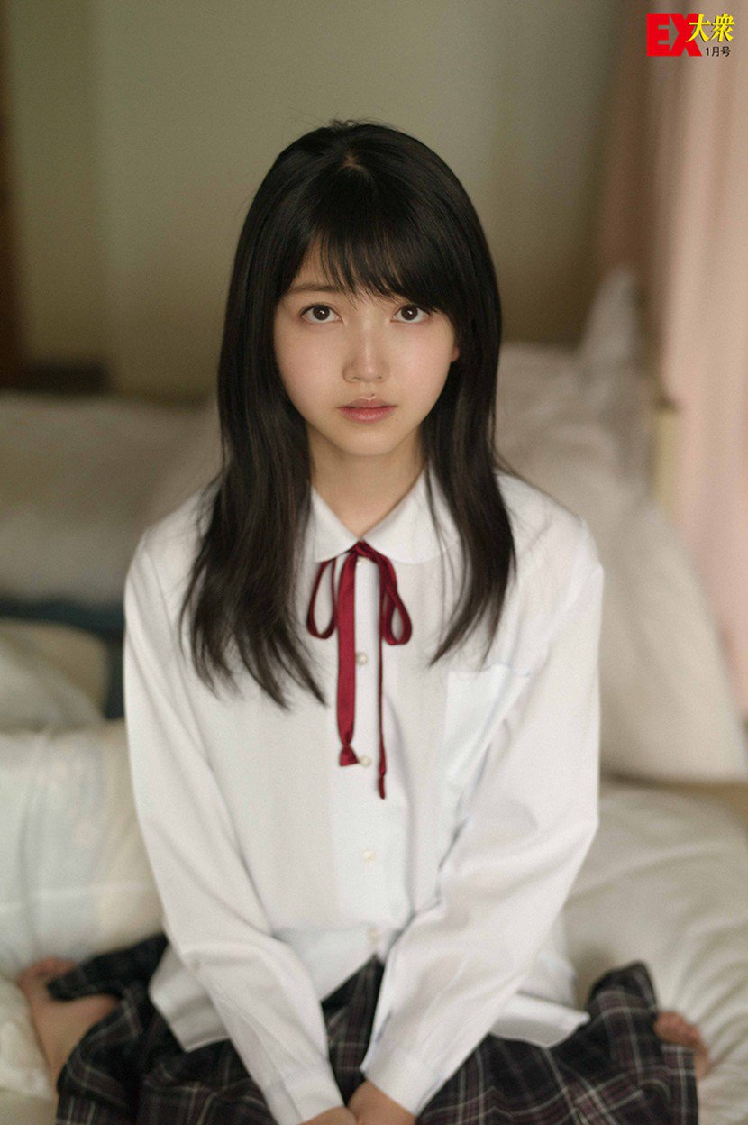 久保史緒里 生写真 乃木坂46久保史緒里1st写真集『交差点』【公式】発売中 على X