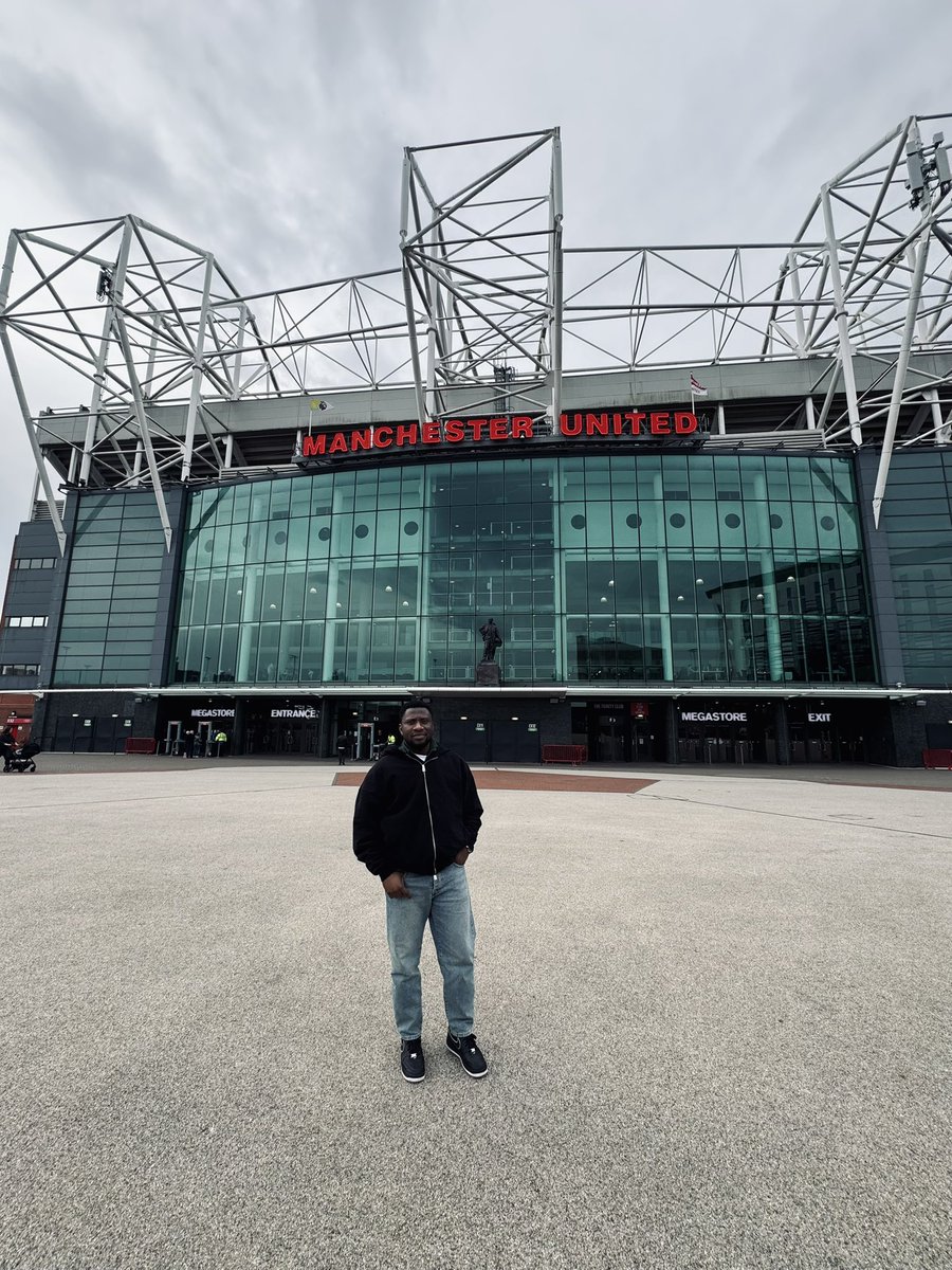 ayim_jnr's tweet photo. Another season, to the glory days. Take me home. ❤️✊🏾 https://t.co/YWlmMrQHsI