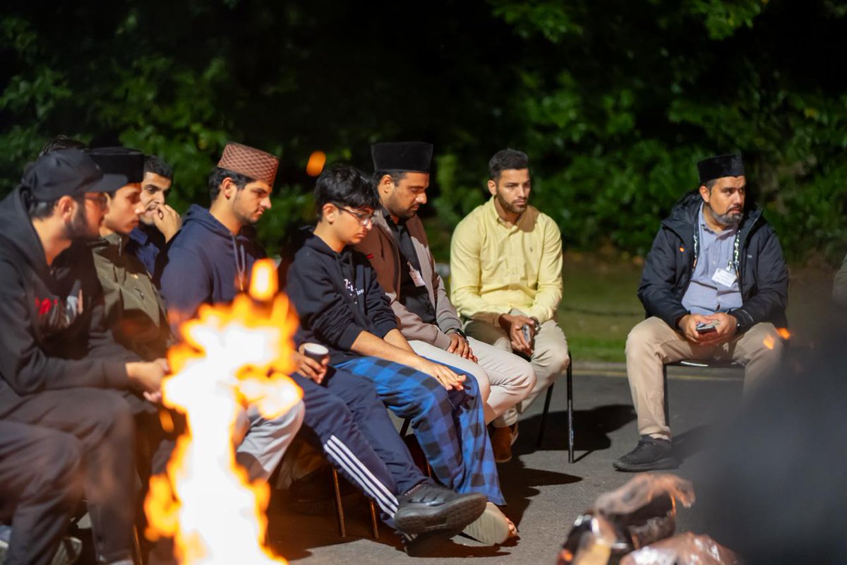 AMYA UK tweet media