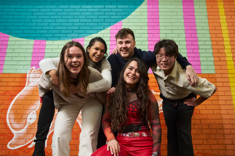 bournemouthuni's tweet photo. You can also talk to us today via our live chat, we'll be around to talk from 10am - 3pm today. Chat here: https://t.co/eMG8A3u2zt https://t.co/OjJaRSmUs5