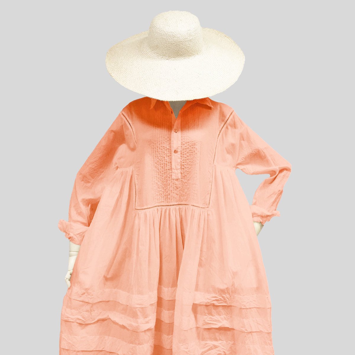 as_prett's tweet image. Pintuck Gathered Shirt Dress
Smoky Pink

¥70,400(tax in)
Size: M,L,XL
Shell: 100% COTTON
Made in Japan

Sale period
〜2025/08/21 23:59

Shipping period
Middle 10/2025〜Late 10/2025

apartmentstoreprett.stores.jp/items/62370c9c… @as_prett #handcrafted #modern #wear #pink #cottondress #preorder #online