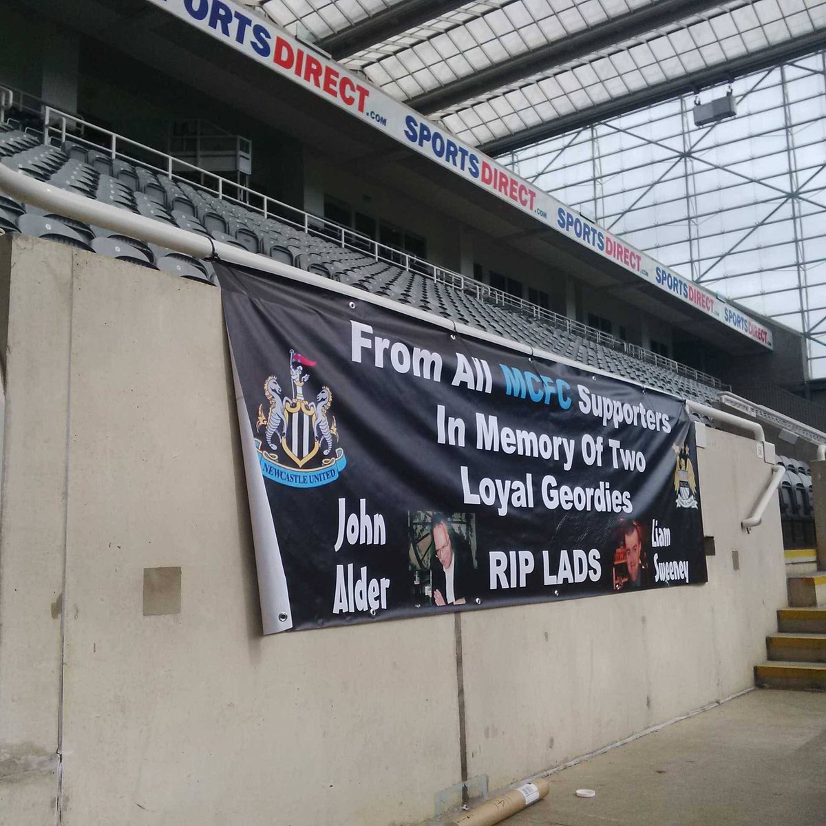zackary71's tweet photo. The day Mike Ashley wouldn't let us hang the banner at the front of Level 7 back in 2014 - as it would obscure 1 of the 20+ SportsDirect signs 🤢🤢 
#RIPLads #RIPAlder #RIPSweeney #StJamesPark #NewcastleUnited #NUFC #ManchesterCity #MCFC #NEWMCI https://t.co/Tr61JUs0rf