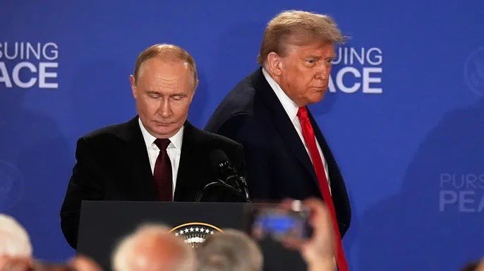 JUST IN:📮

President Donald Trump supports Russian leader Vladimir Putin's proposal for Moscow to take full control of the Donbas and freeze the front lines elsewhere for a deal with Ukraine. 🇺🇦 
@bigwizexpress
#news 
#creatorsearchinsights #usa🇺🇸 #president #today