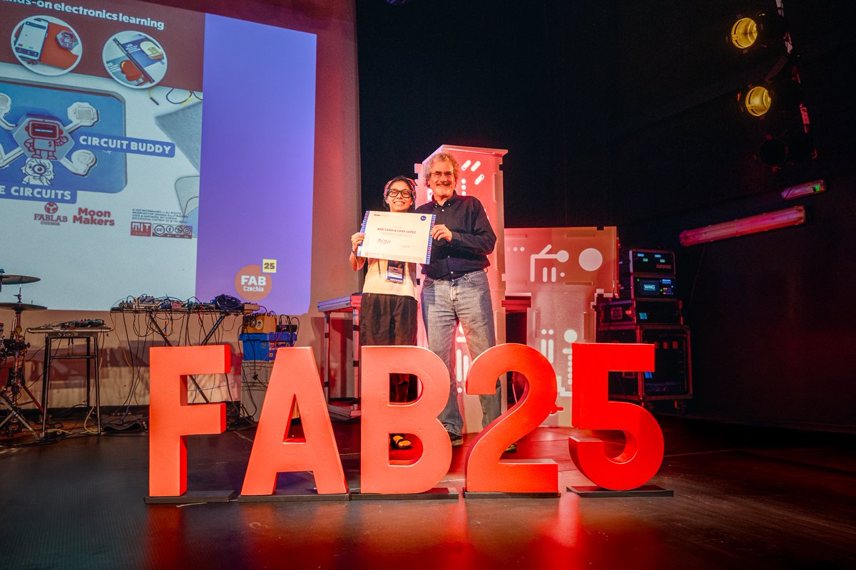 MoonMakers tweet media