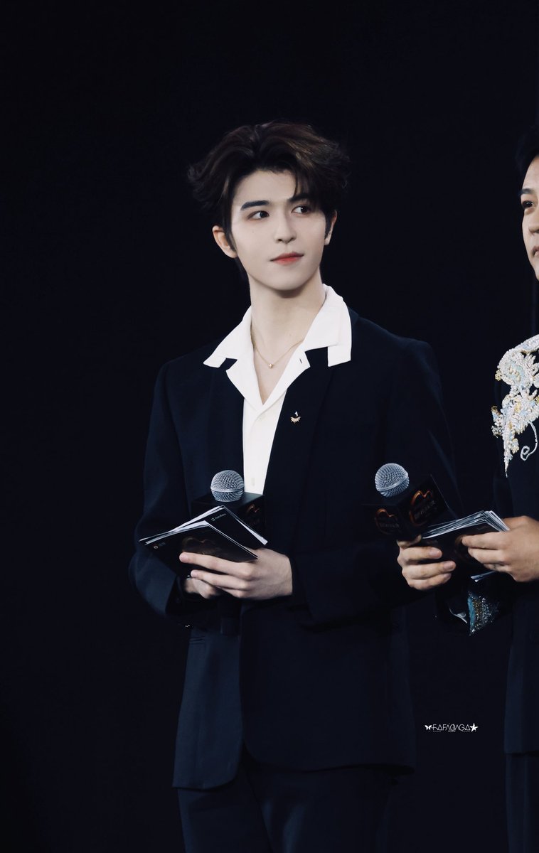 Sat4Bh's tweet photo. 20250816 | 主持人派🎤

Patrick at Weibo Cultural Night 
#WeiboGALA2025xPatrick #尹浩宇
#PatrickFinkler #WeiboGALA2025
#WeiboCulturalExchangeNight2025 https://t.co/PQoI30hMRk