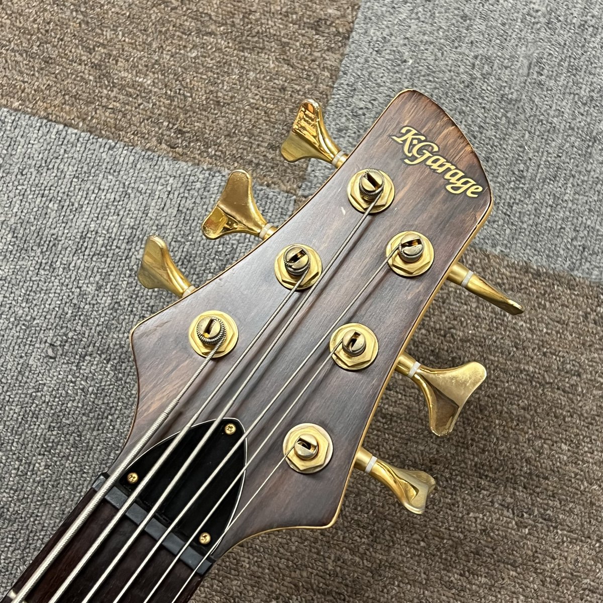中古入荷情報】 K-GARAGE 6弦ベース ¥41,800(税込) スルーネック6弦