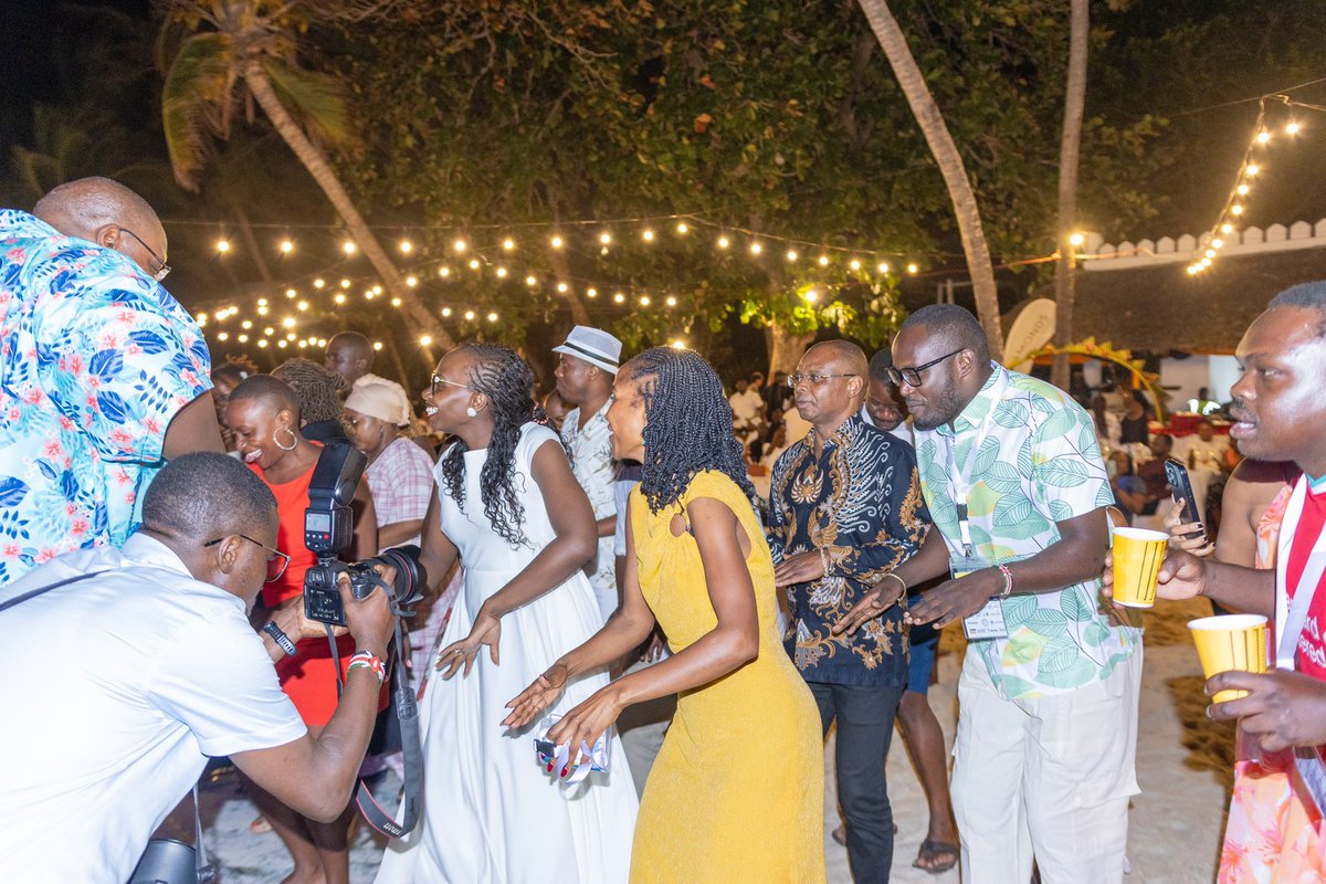 WanjiruSteven's tweet photo. From rich discussions to refreshing bonds with colleagues, the LSK Annual Conference in Diani was nothing short of inspiring.
Long live the @LawSocietyofKe ! โโ๏ธ
#LSKConference #Accountability https://t.co/mwZYioNfuC