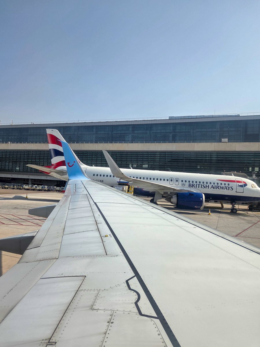 Beautiful day to fly 😍

Headed home now unfortunately, with TOM1733 taking me back to Newcastle. 

Has been an absolutely wonderful holiday.