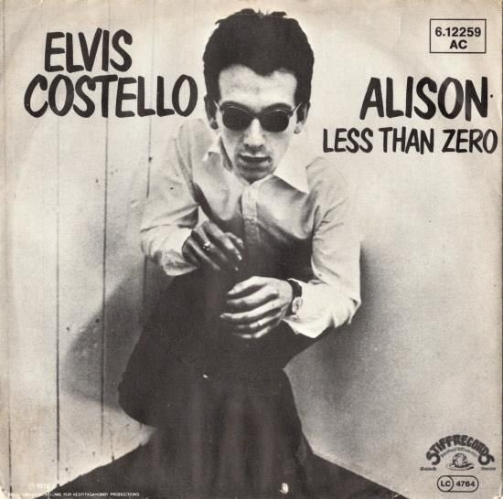昨晩の話の余韻で夕方も🇬🇧Elvis Costello聴いてます

🇯🇵盤で楽しんだ方、🇺🇸Columbia盤で楽しんだ方…色々いらっしゃるでしょうが私的には初期の彼はこのStiffからの🇬🇧盤が圧倒的！

このUK盤のシールドを開けた時の匂いは今でも思い出せますよ〜😅

🇬🇧Elvis Costello - Alison
youtu.be/KLK47imW6pk
