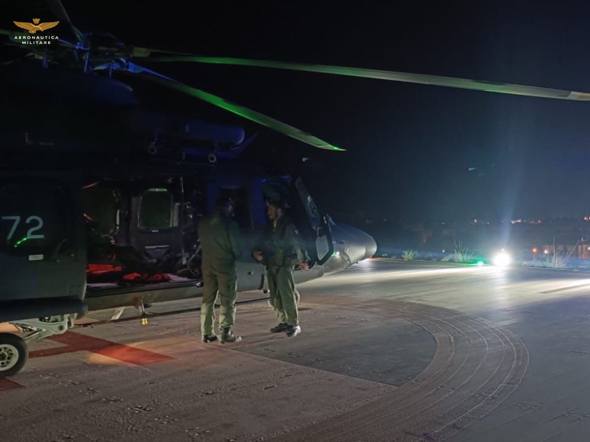 ItalianAirForce's tweet photo. Nella notte 2 missioni compiute per l’equipaggio dell’82º Centro SAR #15Stormo che, con un elicottero HH-139, dall’isola di Pantelleria, ha portato all’ospedale di Trapani un uomo colto da grave malore e con un 2° volo, un ragazzo che necessitava di intervento chirurgico urgente https://t.co/d0M7ZOxtcT